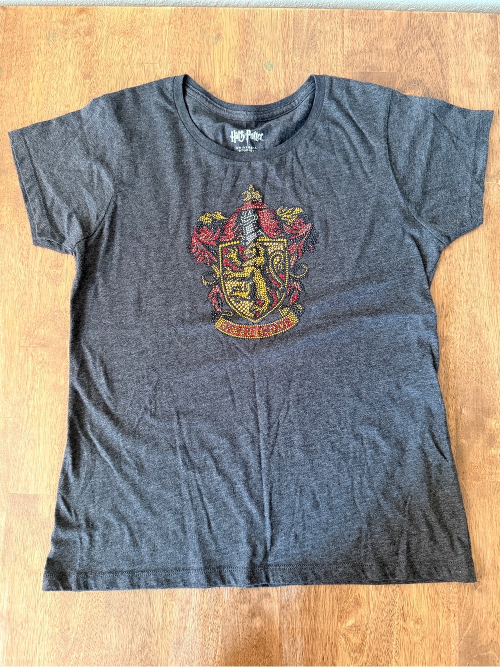 Harry Potter Women’s Charcoal Gray Gryffindor Crest Tee w/ Red & Gold Accents L